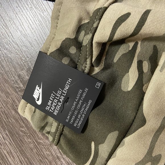 New Nike Sportswear Tech Fleece Printed Camo Joggers Pants Mens CU4497-342 NEW - Picture 3 of 11